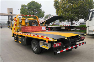 月湖道路救援拖车报价