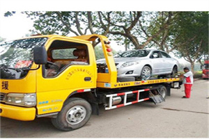 月湖附近24小时汽车拖车服务热线